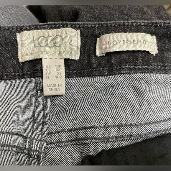 LOGO Lori Goldstein petite shadow patch boyfriend jeans - Picture 3 of 9